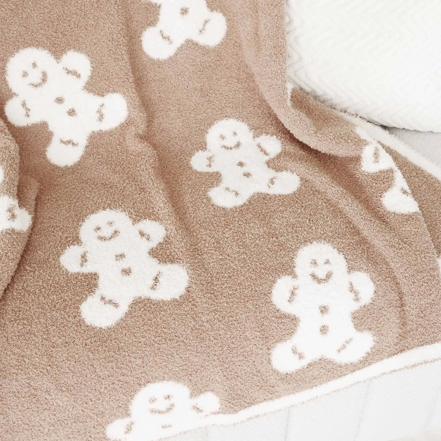 CuddleLane™ Luxe Blankets | Gingerbread*