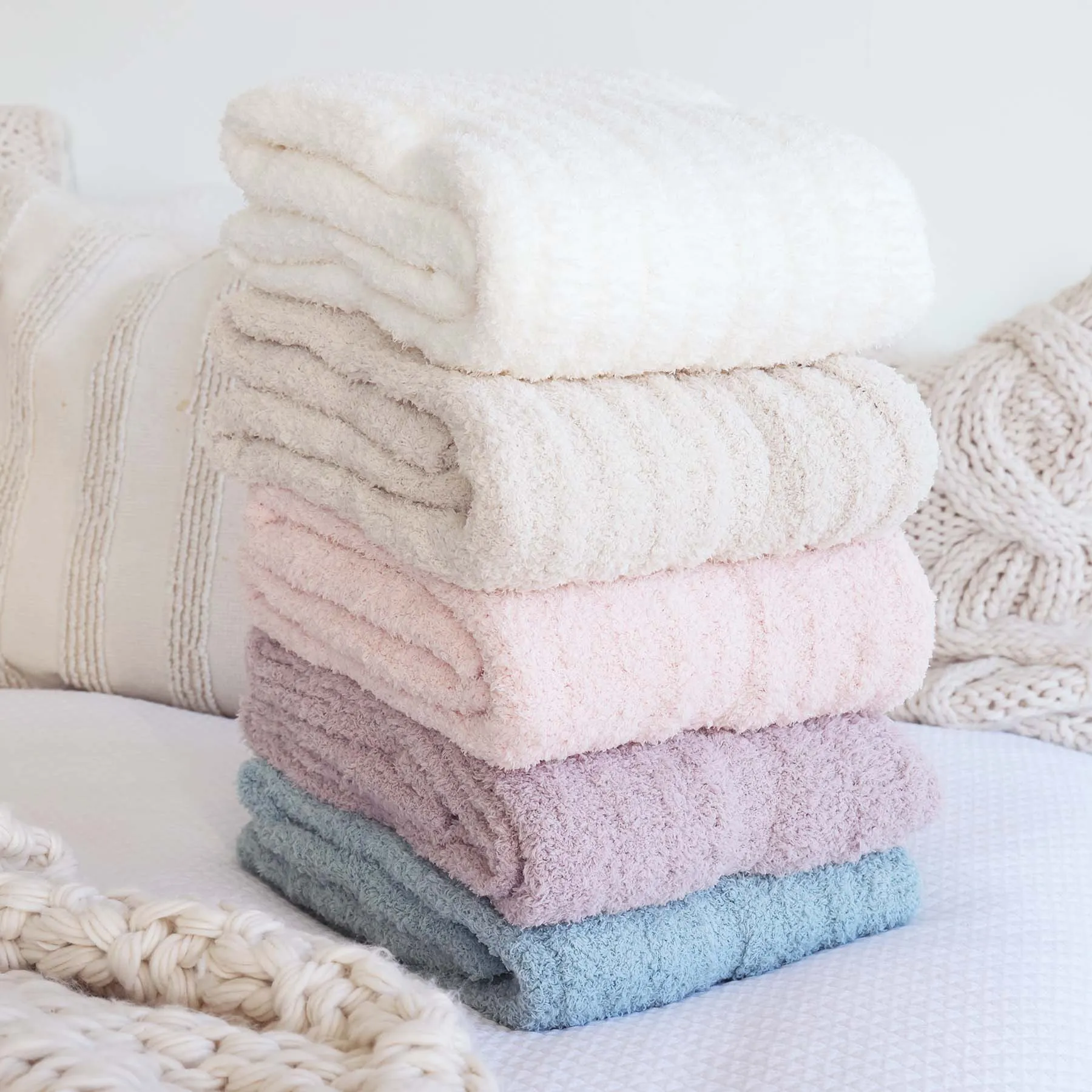 CuddleLane™ Luxe Blankets | Solids